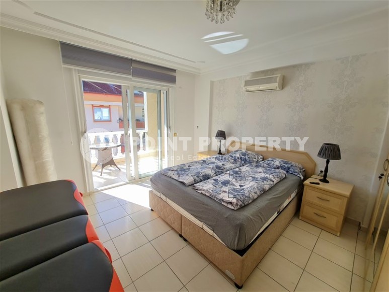 Spacious duplex 3+1, with a total area of 220 m2, on the 4th and 5th floors 350 meters from the sea-id-4900-photo-8