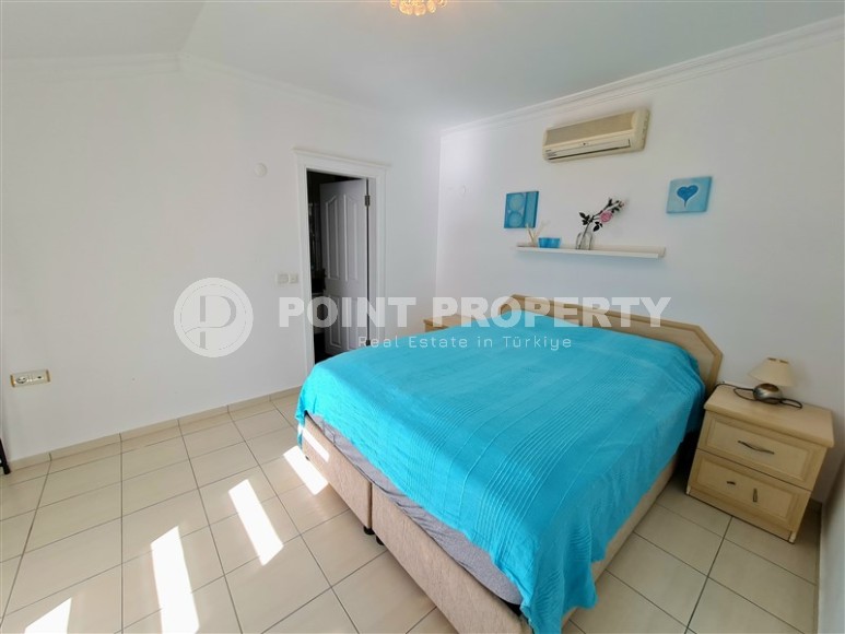 Spacious duplex 3+1, with a total area of 220 m2, on the 4th and 5th floors 350 meters from the sea-id-4900-photo-10