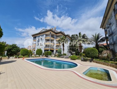 Комфортабельная двухуровневая квартира с мебелью в 500 метрах от центра района Оба-id-4902-фото-1