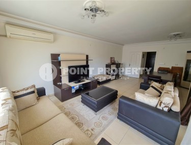 Комфортабельная двухуровневая квартира с мебелью в 500 метрах от центра района Оба-id-4902-фото-4