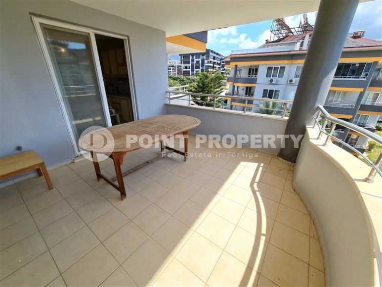 Comfortable two-level apartment with furniture 500 meters from the center of Oba district-id-4902-photo-15