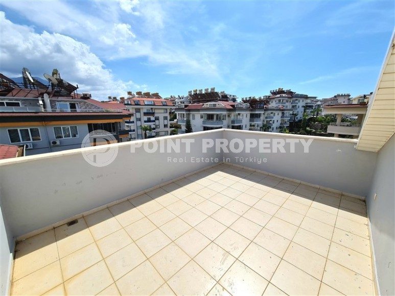 Comfortable two-level apartment with furniture 500 meters from the center of Oba district-id-4902-photo-16