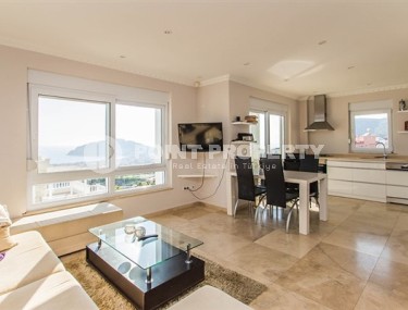 Apartment on the 2nd floor with luxurious panoramic sea views in a quiet area of Cikcilli-id-4903-photo-2