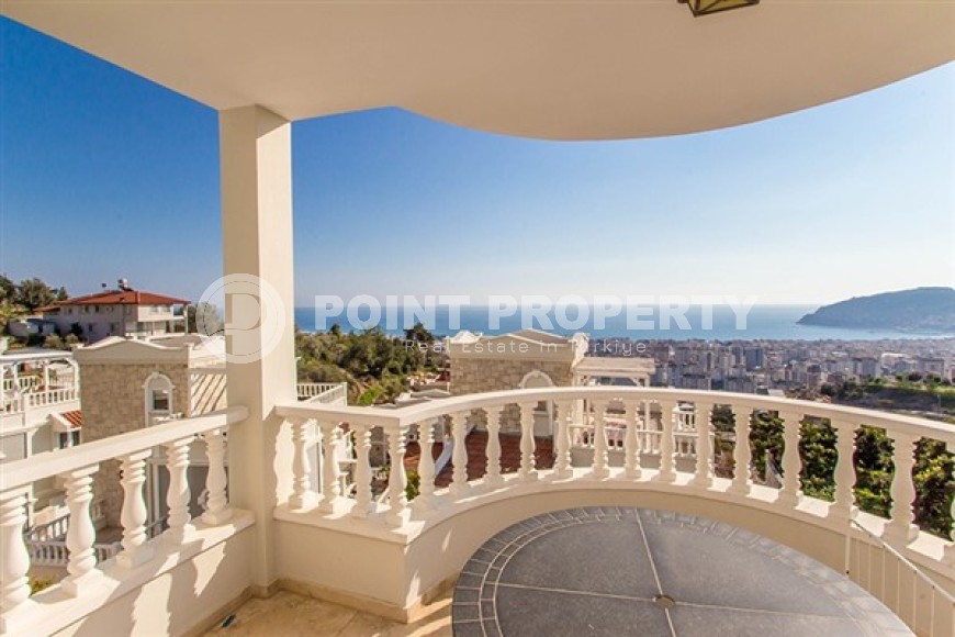 Apartment on the 2nd floor with luxurious panoramic sea views in a quiet area of Cikcilli-id-4903-photo-8