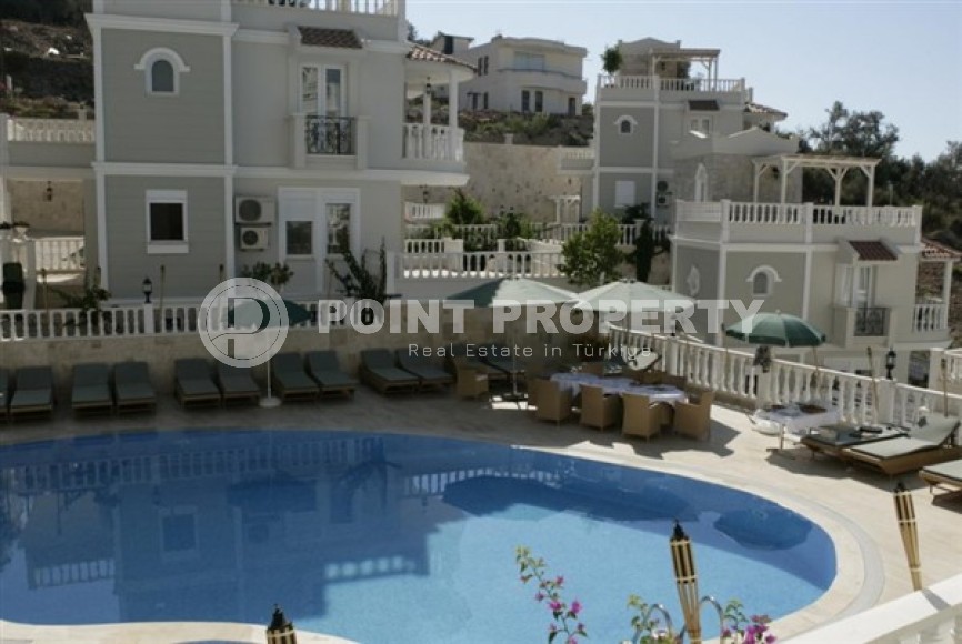 Apartment on the 2nd floor with luxurious panoramic sea views in a quiet area of Cikcilli-id-4903-photo-13