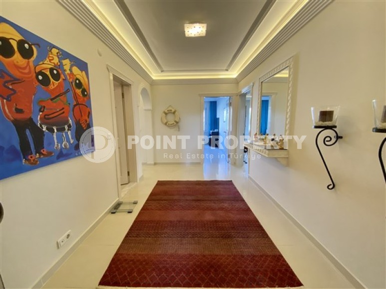 Comfortable and functional 3+1 apartments with large balconies, Oba district-id-4906-photo-11