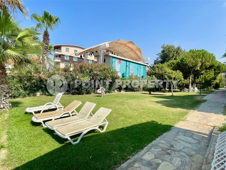 Трехэтажная смежная вилла с четырьмя спальнями, 250м² на берегу моря в районе Алании Конаклы.-id-1399-фото-28