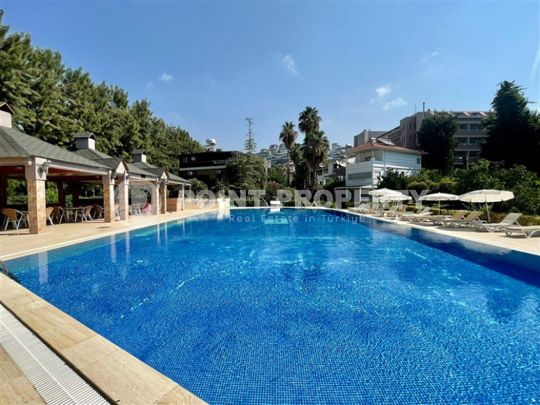 Трехэтажная смежная вилла с четырьмя спальнями, 250м² на берегу моря в районе Алании Конаклы.-id-1399-фото-30