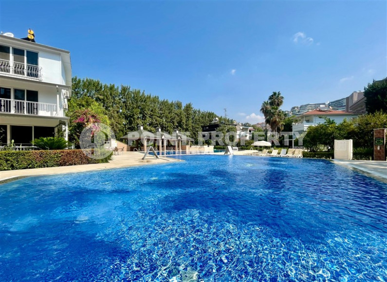 Трехэтажная смежная вилла с четырьмя спальнями, 250м² на берегу моря в районе Алании Конаклы.-id-1399-фото-34