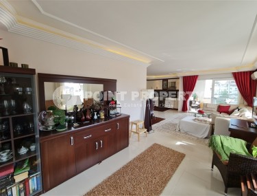 Comfortable two-level apartment on the 4th floor with an attic 900 meters from the beach and promenade-id-4916-photo-3