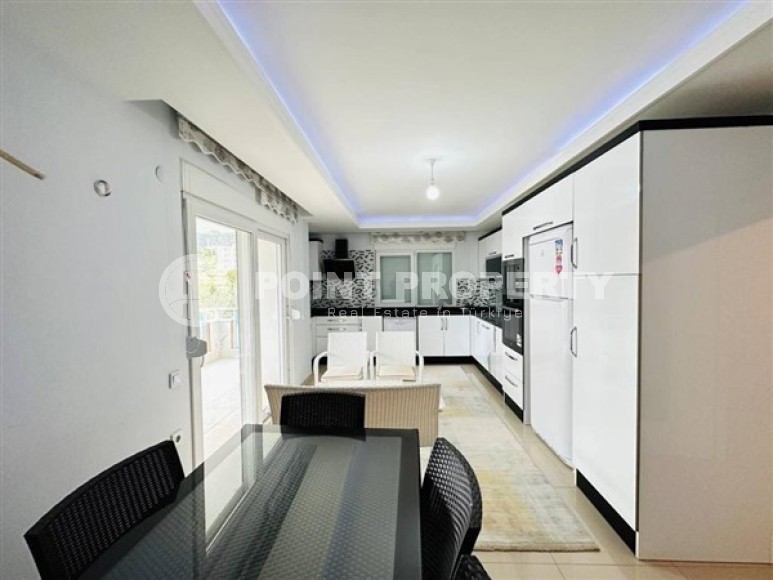 Превосходный большой пентхаус 4+1 с мебелью на 11 этаже комплекса с выходом на крышу, район Джикджилли-id-4921-фото-5