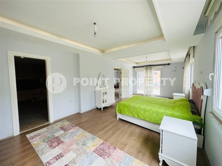 Превосходный большой пентхаус 4+1 с мебелью на 11 этаже комплекса с выходом на крышу, район Джикджилли-id-4921-фото-8