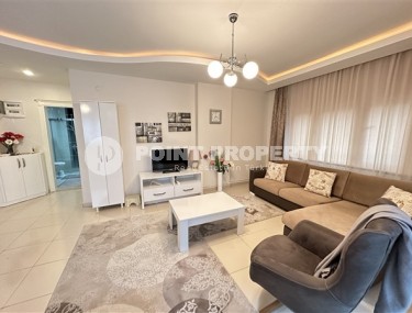 One-room, furnished apartments with an excellent location in the Mahmutlar area-id-4922-photo-2