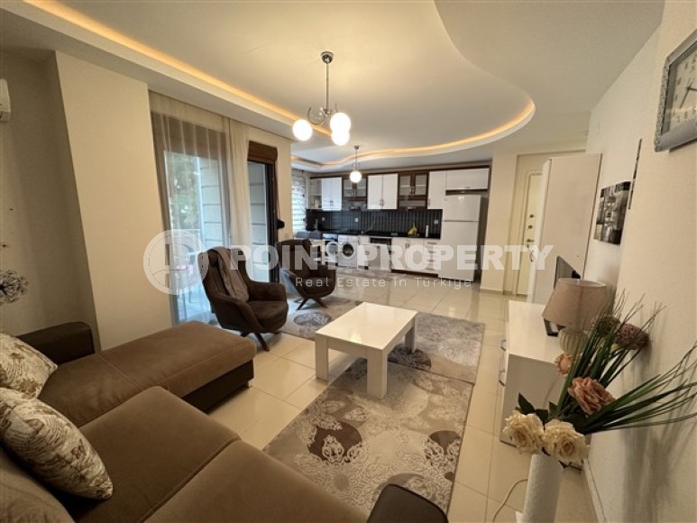 One-room, furnished apartments with an excellent location in the Mahmutlar area-id-4922-photo-4