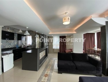 Three-room apartment 2+1 with furniture and original room design, Alanya center-id-4923-photo-1