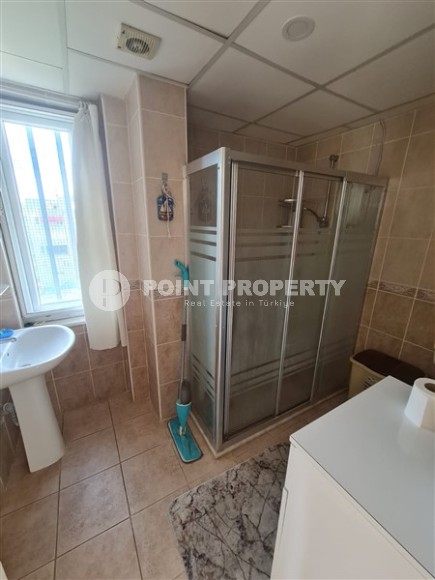 Four-room two-level apartment of 180 m2 in the Oba district. Suitable for obtaining Turkish citizenship after purchase.-id-4924-photo-9