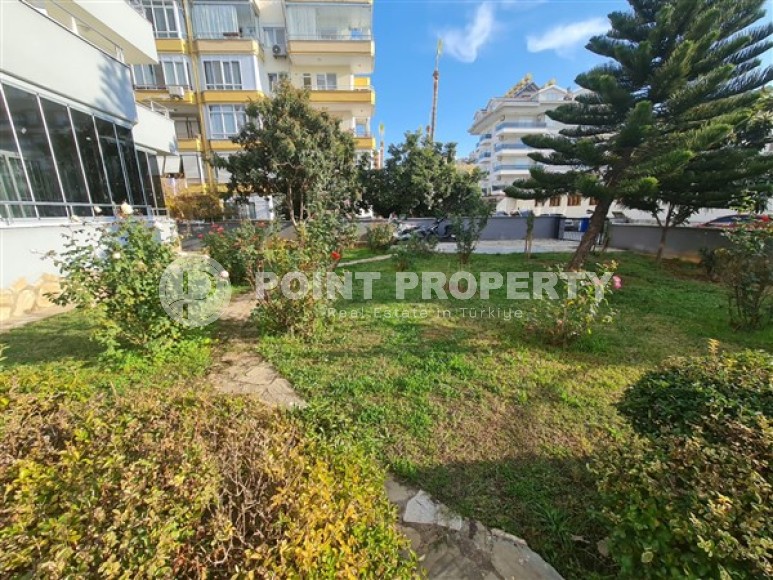 Four-room two-level apartment of 180 m2 in the Oba district. Suitable for obtaining Turkish citizenship after purchase.-id-4924-photo-15