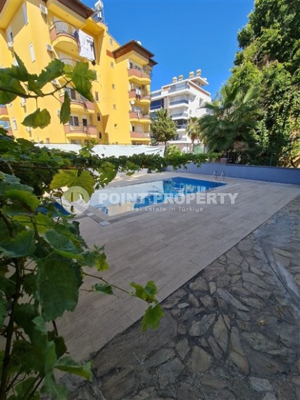 Four-room two-level apartment of 180 m2 in the Oba district. Suitable for obtaining Turkish citizenship after purchase.-id-4924-photo-16