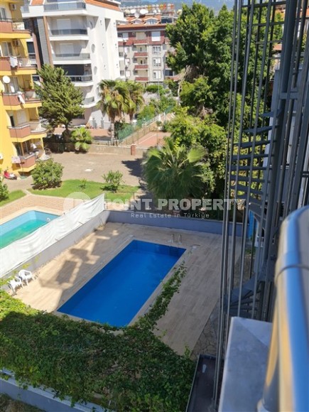 Four-room two-level apartment of 180 m2 in the Oba district. Suitable for obtaining Turkish citizenship after purchase.-id-4924-photo-17