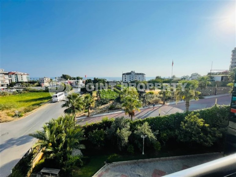 Небольшие меблированные апартаменты возле моря, планировкой 1+1 в районе Кестель-id-4926-фото-11