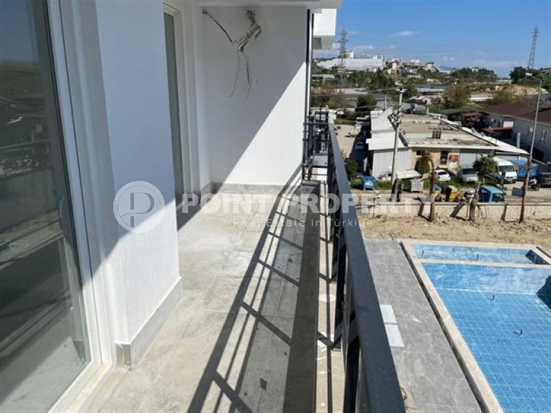 Небольшая квартира с чистовой отделкой в новом жилом комплексе на завершающем этапе строительства-id-4928-фото-7