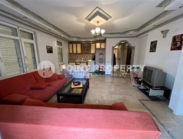 Бюджетная квартира 1+1, общей площадью 80 м2, на 2-м этаже в доме 2009 года постройки-id-4930-фото-1