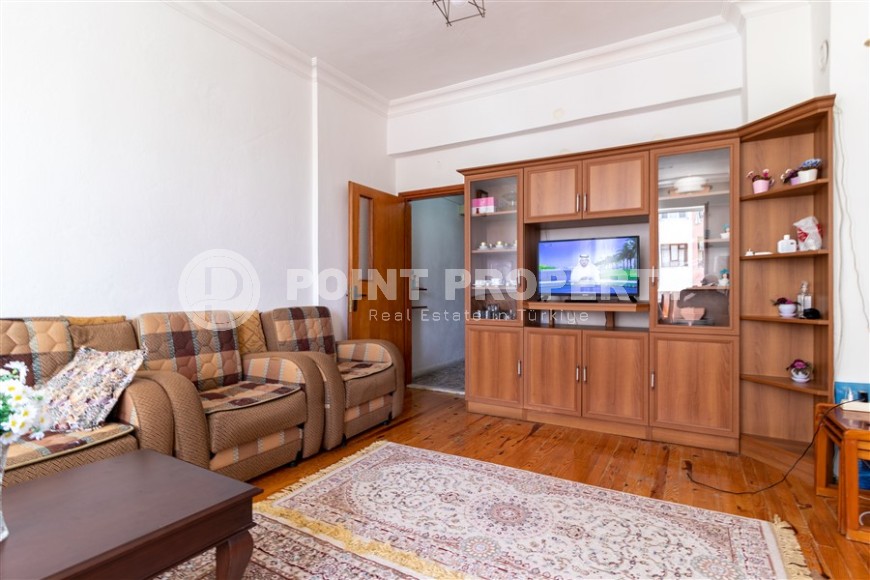 Inexpensive furnished apartment 2+1 500 meters from the beach and promenade-id-4932-photo-2