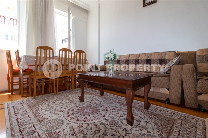 Inexpensive furnished apartment 2+1 500 meters from the beach and promenade-id-4932-photo-3