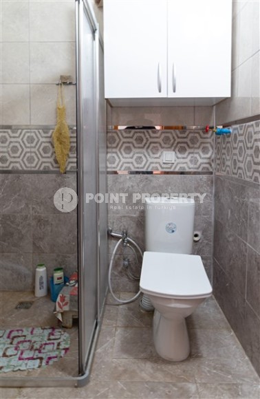 Inexpensive furnished apartment 2+1 500 meters from the beach and promenade-id-4932-photo-11