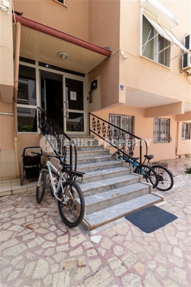 Inexpensive furnished apartment 2+1 500 meters from the beach and promenade-id-4932-photo-18