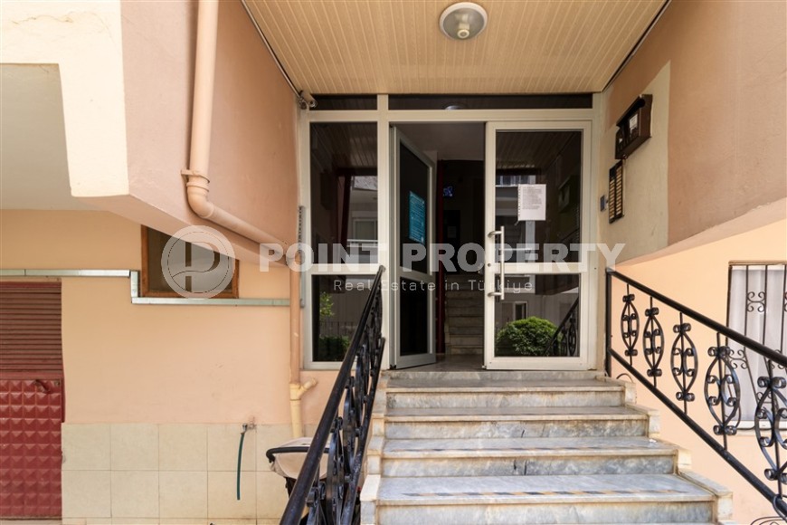 Inexpensive furnished apartment 2+1 500 meters from the beach and promenade-id-4932-photo-19