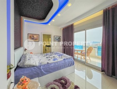 Comfortable panoramic apartment on the 11th floor on the very shore of the Mediterranean Sea-id-4934-photo-4