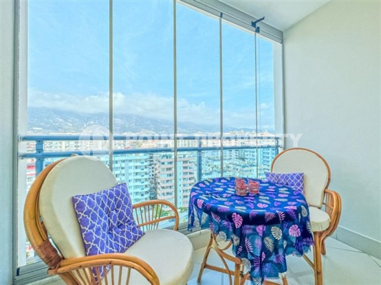 Comfortable panoramic apartment on the 11th floor on the very shore of the Mediterranean Sea-id-4934-photo-9