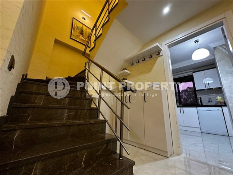 Двухуровневые апартаменты вблизи Торосских гор, с видовой террасой на Средиземное море, планировкой 3+1, в центре города Аланья-id-4936-фото-11