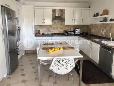 Panoramic three-storey villa with a private pool and garden two and a half kilometers from the sea-id-4937-photo-4