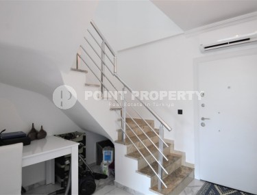 Современный четырёхкомнатный пентхаус на 9 этаже и крыше комплекса, район Авсаллар-id-4938-фото-3