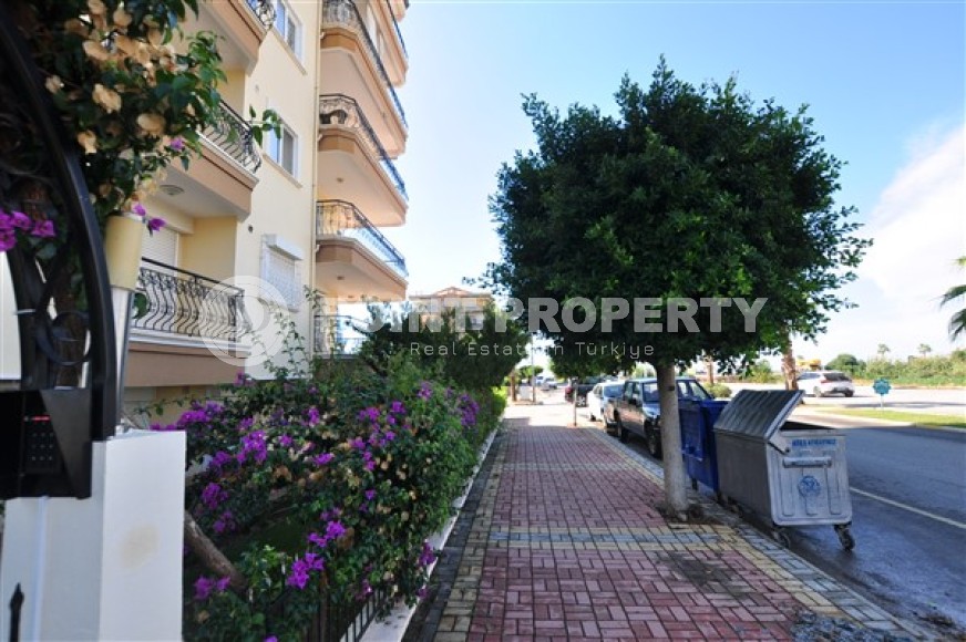 Well-maintained apartment with an area of 110 m2 200 meters from the Mediterranean Sea, Mahmutlar area-id-4964-photo-12