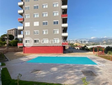 Трёхкомнатные апартаменты на 2 этаже в новом комплексе 2021 года, район Демирташ-id-4969-фото-1