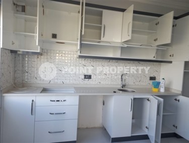 Трёхкомнатные апартаменты на 2 этаже в новом комплексе 2021 года, район Демирташ-id-4969-фото-2