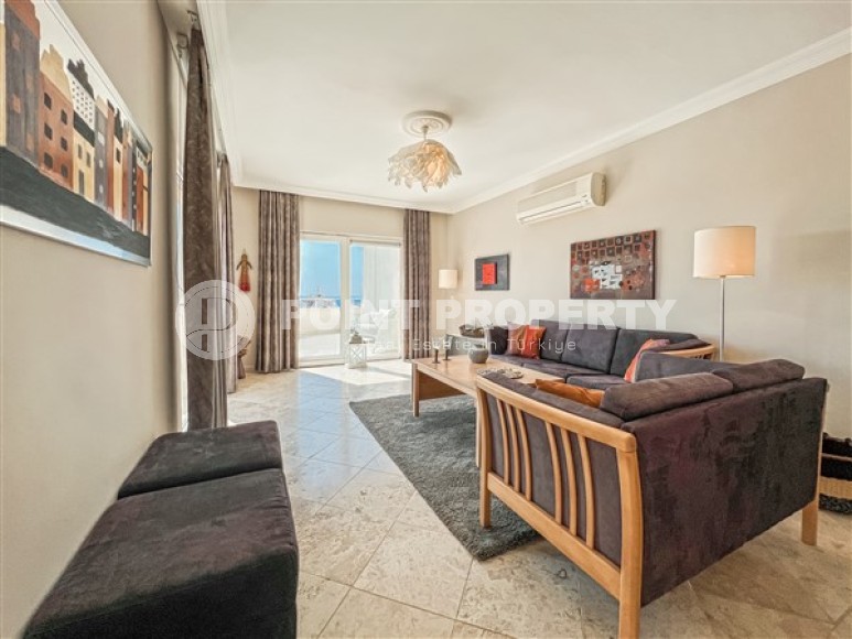 Stylish two-level apartment 3+2 with panoramic sea views, on the 12th floor with an attic, in the center of Mahmutlar-id-4978-photo-5