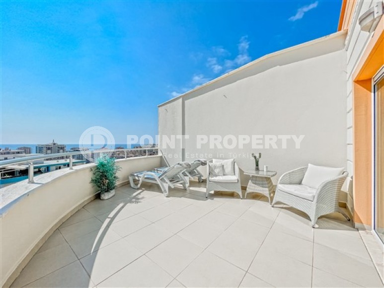 Stylish two-level apartment 3+2 with panoramic sea views, on the 12th floor with an attic, in the center of Mahmutlar-id-4978-photo-15