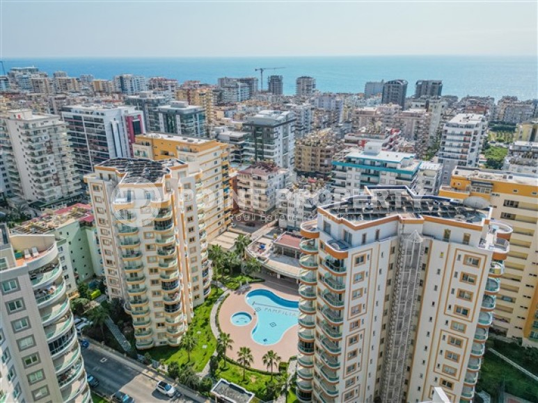 Stylish two-level apartment 3+2 with panoramic sea views, on the 12th floor with an attic, in the center of Mahmutlar-id-4978-photo-21