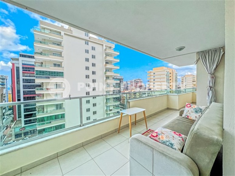 Просторная двухуровневая квартира с дизайнерским ремонтом на 7-м этаже с мансардой в 500 метрах от моря-id-4979-фото-14