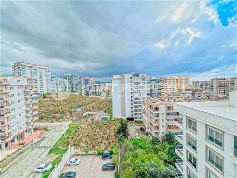 Просторная двухуровневая квартира с дизайнерским ремонтом на 7-м этаже с мансардой в 500 метрах от моря-id-4979-фото-19