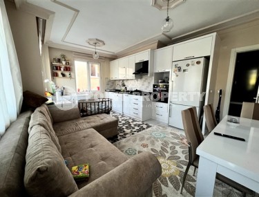 Квартира с одной спальной комнатой и отдельной кухней, в 50 метрах от моря, в центре города Аланья-id-4981-фото-5