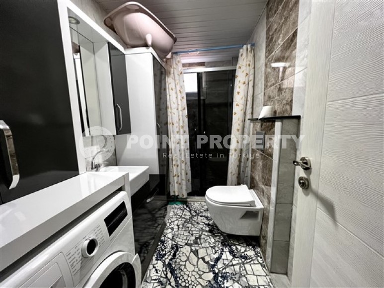 Apartment with one bedroom and separate kitchen, 50 meters from the sea, in the center of Alanya-id-4981-photo-7