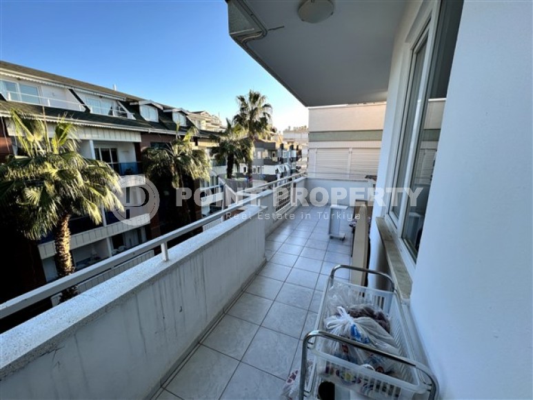 Apartment with one bedroom and separate kitchen, 50 meters from the sea, in the center of Alanya-id-4981-photo-9