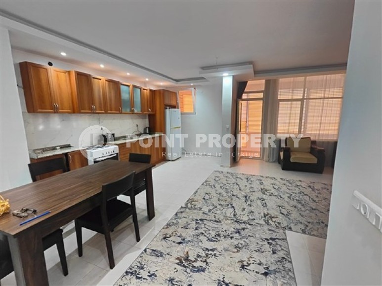 Двухкомнатная, меблированная квартира, готовая для проживания, рядом с морем, в районе нижняя Оба-id-4987-фото-2