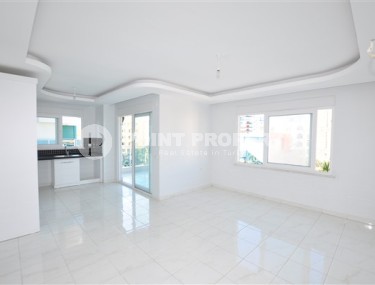 Светлая двухкомнатная квартира, в чистовой отделке, рядом с морем, район Махмутлар-id-4988-фото-2