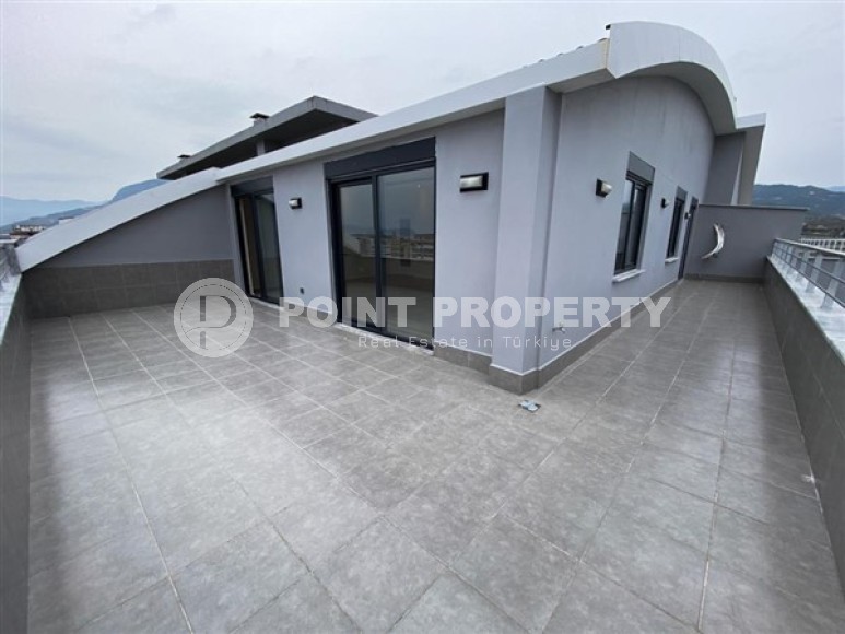 Просторная двухуровневая квартира с чистовой отделкой в 600 метрах от моря, в центре района Махмутлар-id-4993-фото-12